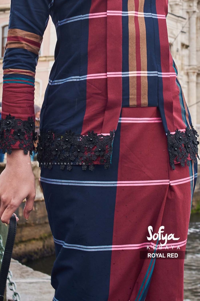 KEBAYA SOFYA in ROYAL RED