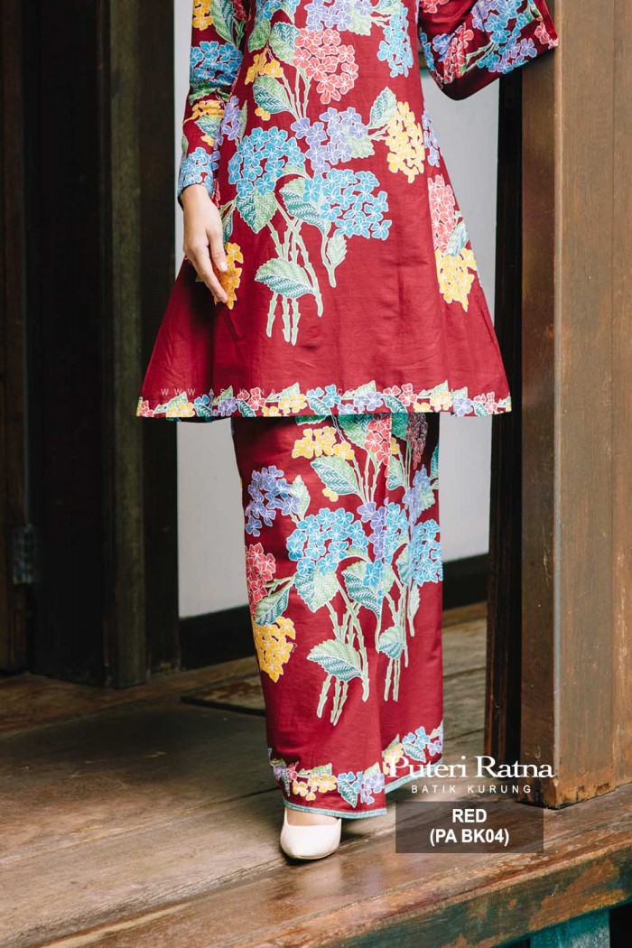 PUTERI KURUNG RATNA (PA BK04) RED