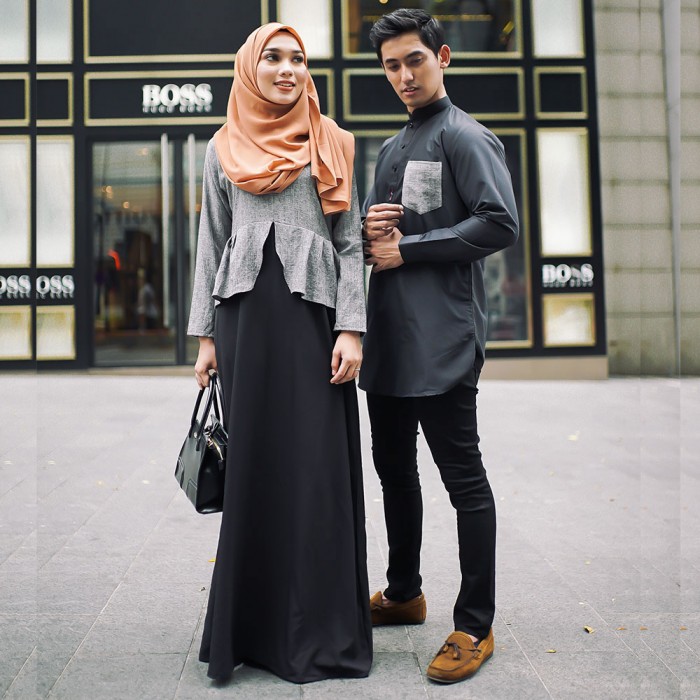 KURTA THE GRANDEUR in BLACK