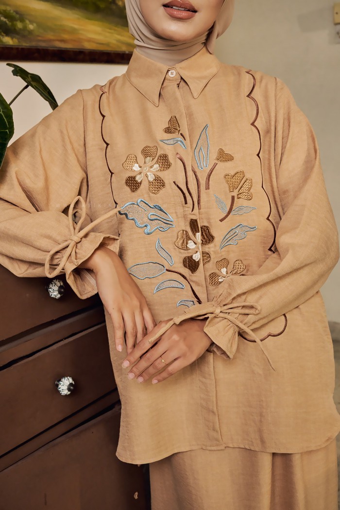 AUREL TOP IN LIGHT BROWN - 002