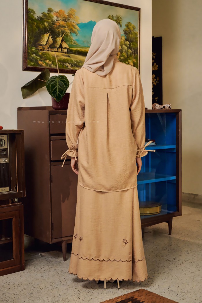 AUREL WEAR IN LIGHT BROWN-002