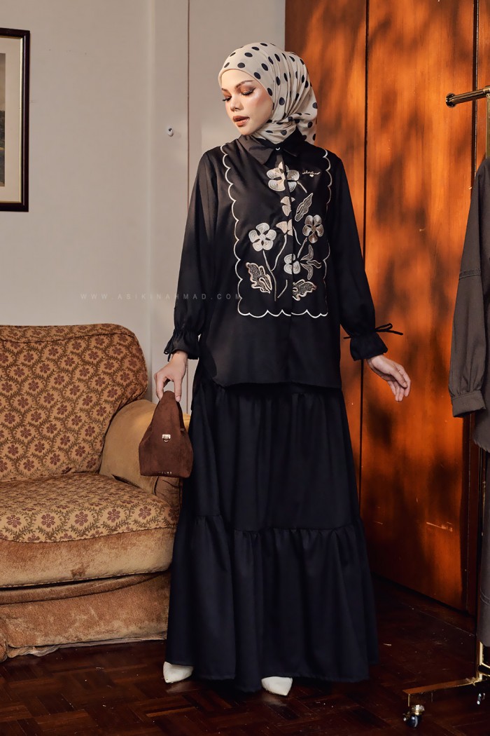 AUREL SKIRT IN BLACK