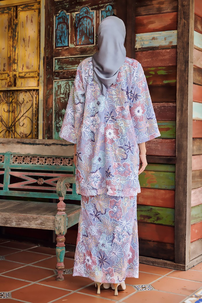 BUNGA SERUNI KURUNG IN ASH BLUE