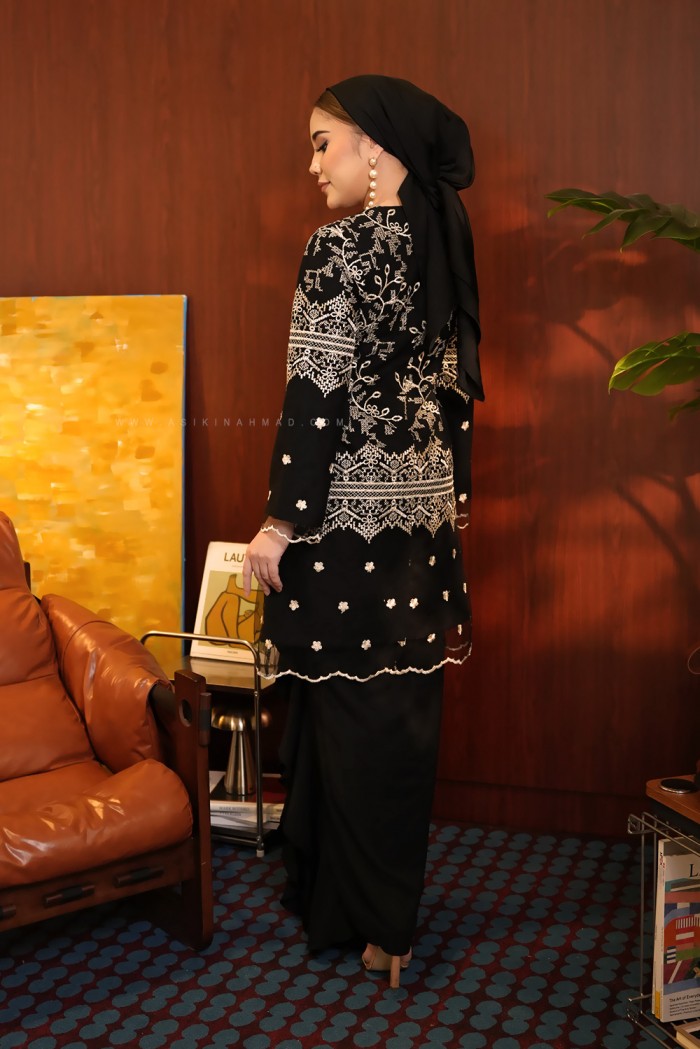 CENDANA KEBARUNG LACE IN BLACK