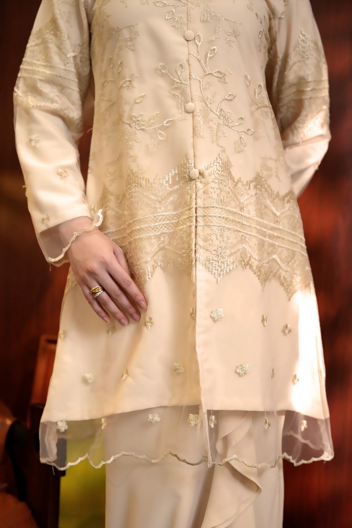 CENDANA KEBARUNG LACE IN CREAM