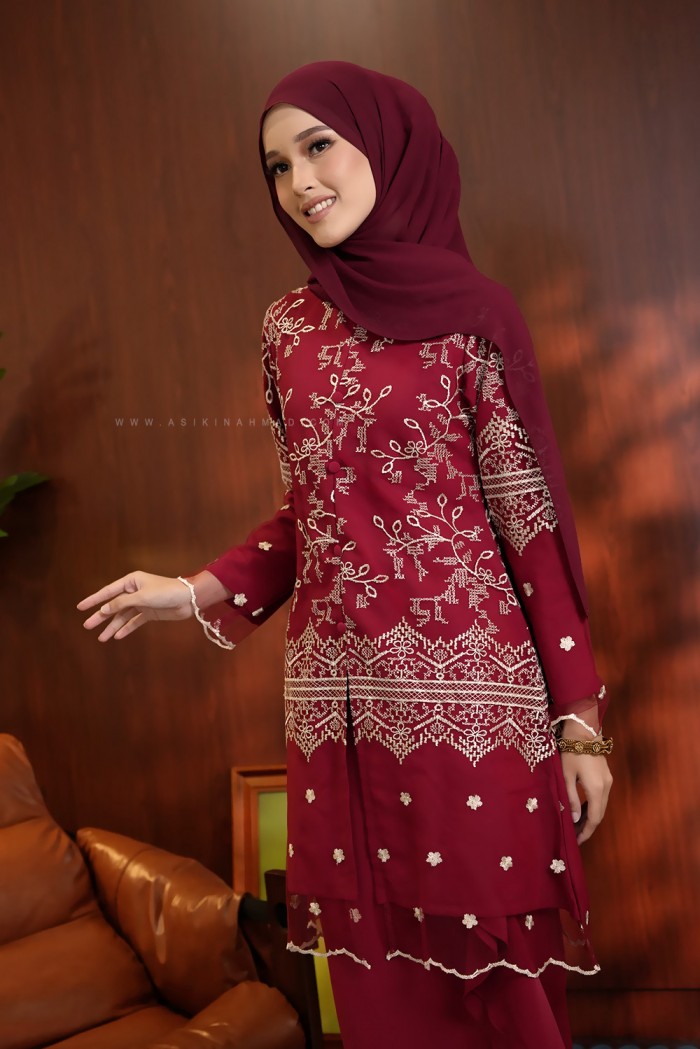 CENDANA KEBARUNG LACE IN RED