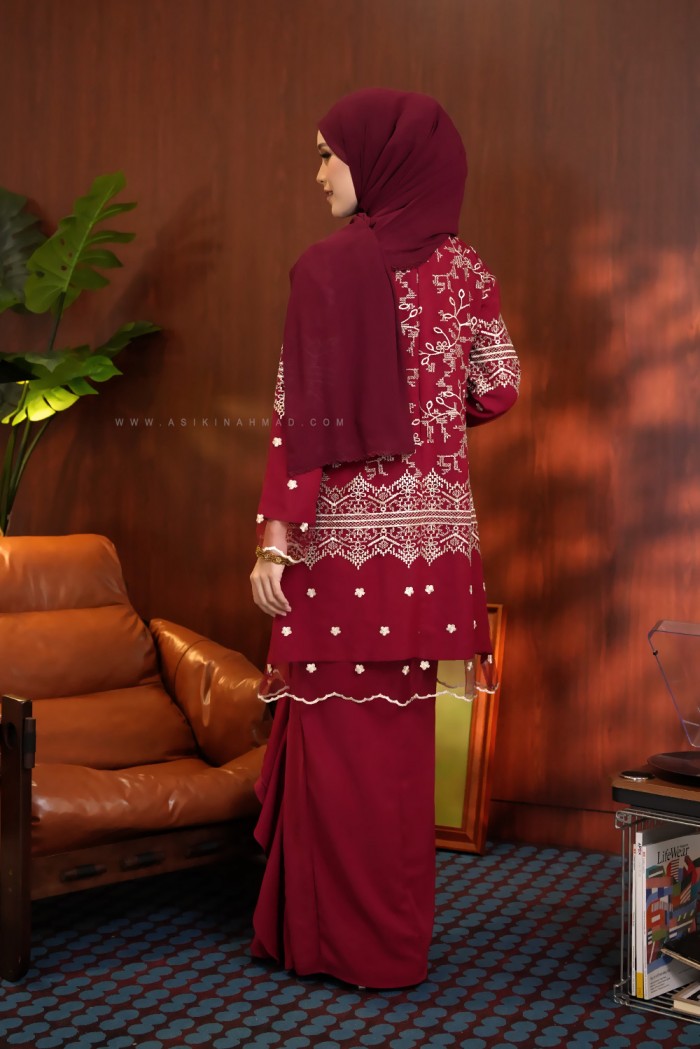 CENDANA KEBARUNG LACE IN RED