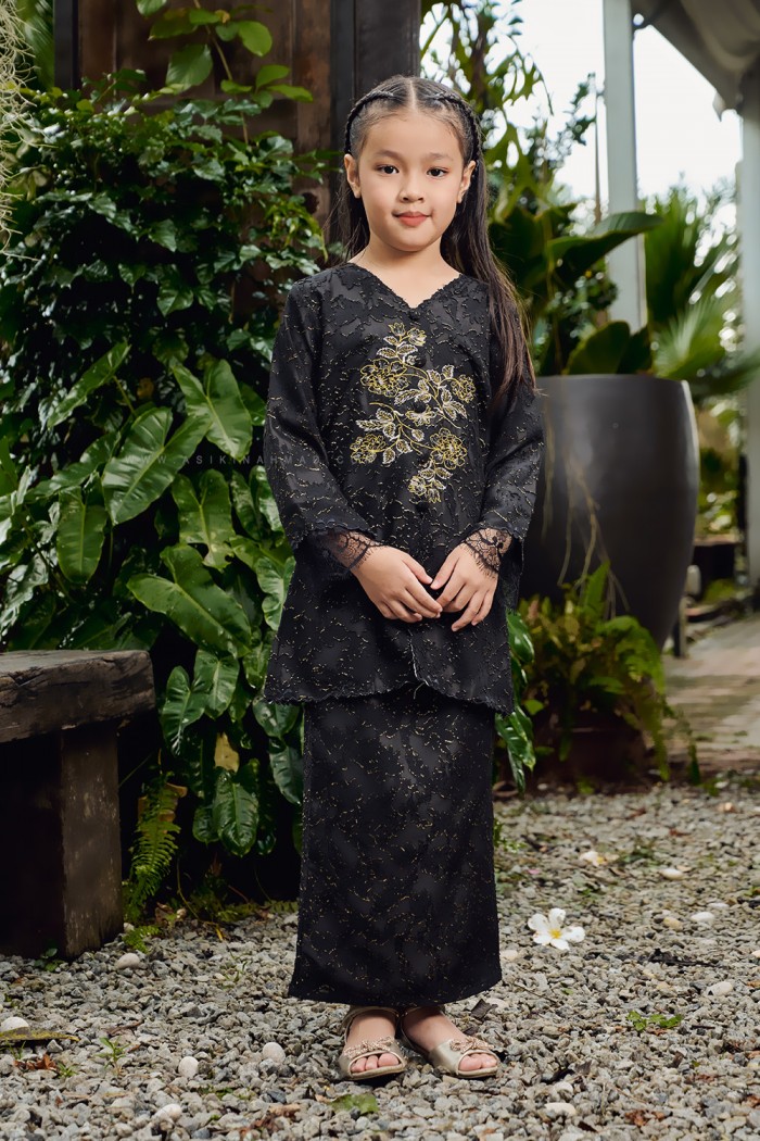CIK SEROJA KIDS IN BLACK
