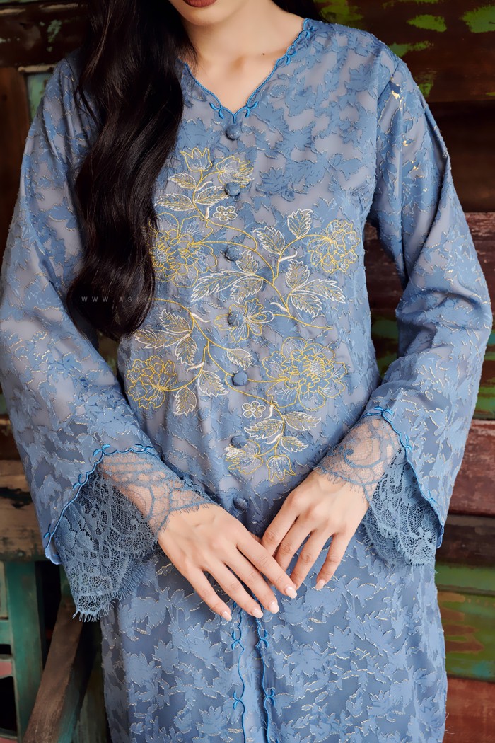 CIK SEROJA KEBARUNG IN ASH BLUE