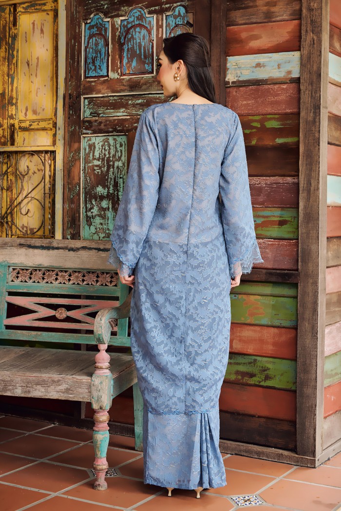 CIK SEROJA KEBARUNG IN ASH BLUE