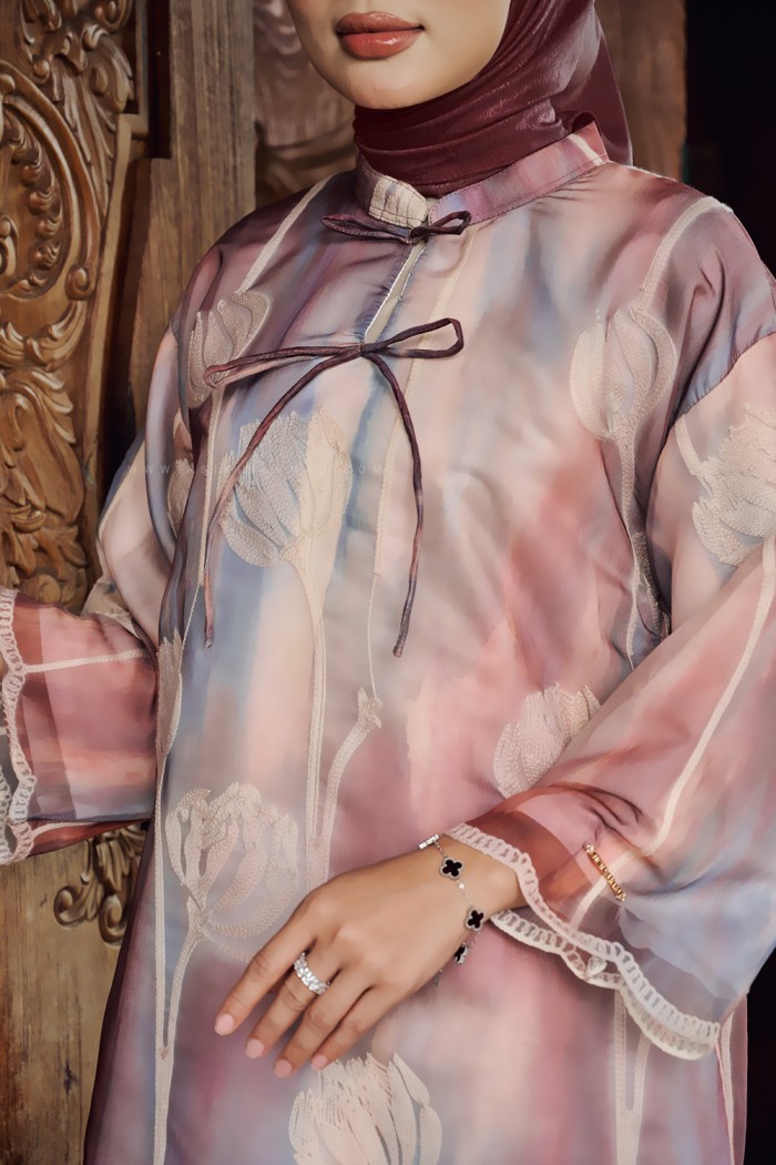 DAHLIA KURUNG (DKD 10)