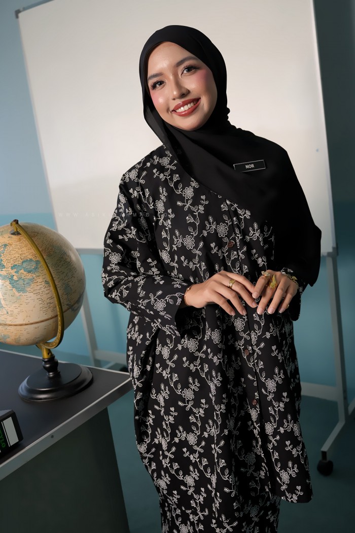 EMBUN KURUNG 2.0 (ECK-D2) - WHITE BLACK