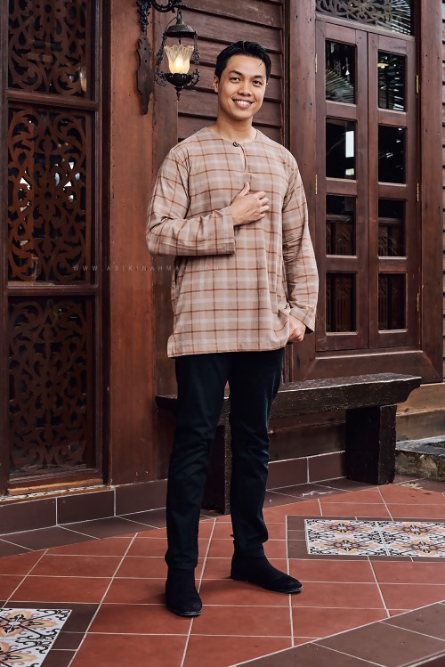 INDERA KURTA (IK-D4) in RICH BROWN