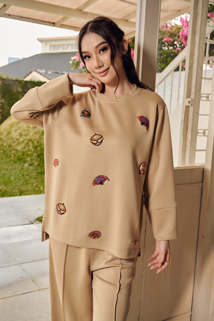 LESTARI TOP IN KHAKI