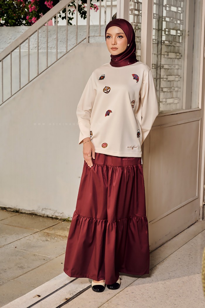 LESTARI TOP IN OFF WHITE