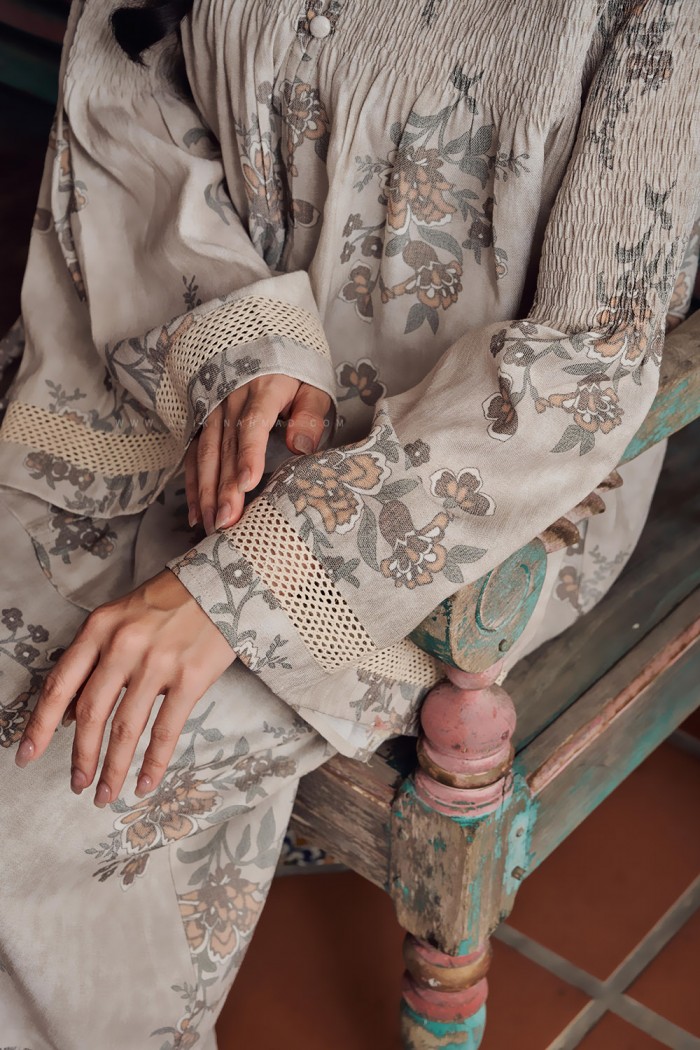 LINEN BAYU PRINTED KURUNG IN HERITAGE GREY