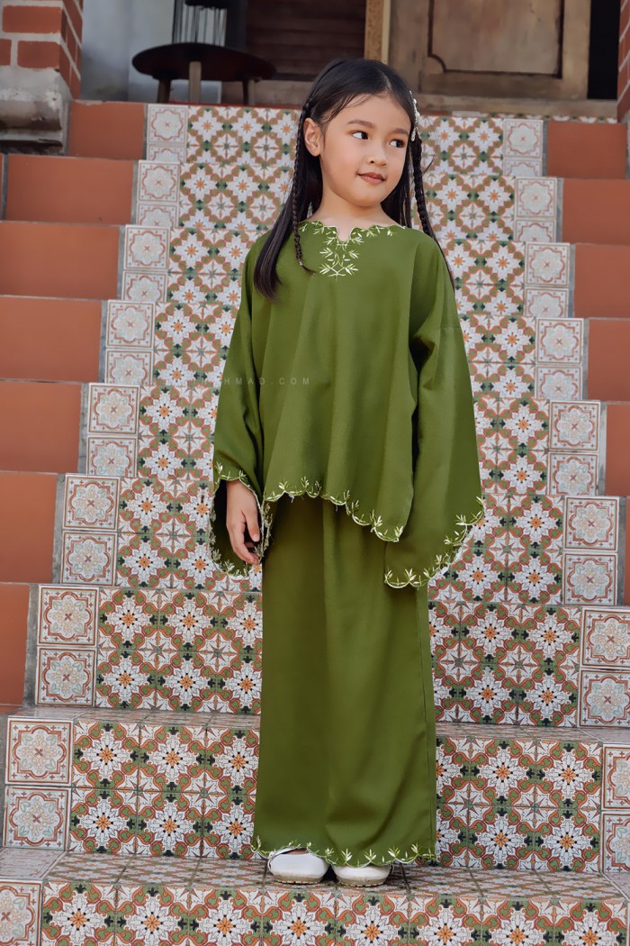 LINEN LAILA KIDS IN MATCHA GREEN