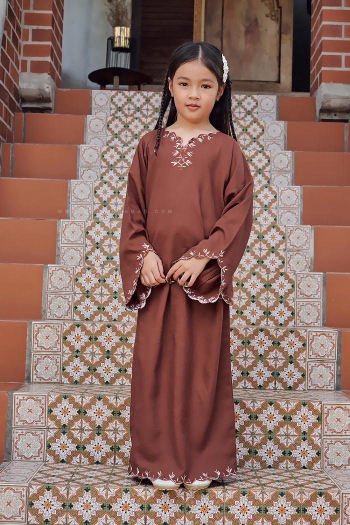 LINEN LAILA KIDS IN RICH BROWN