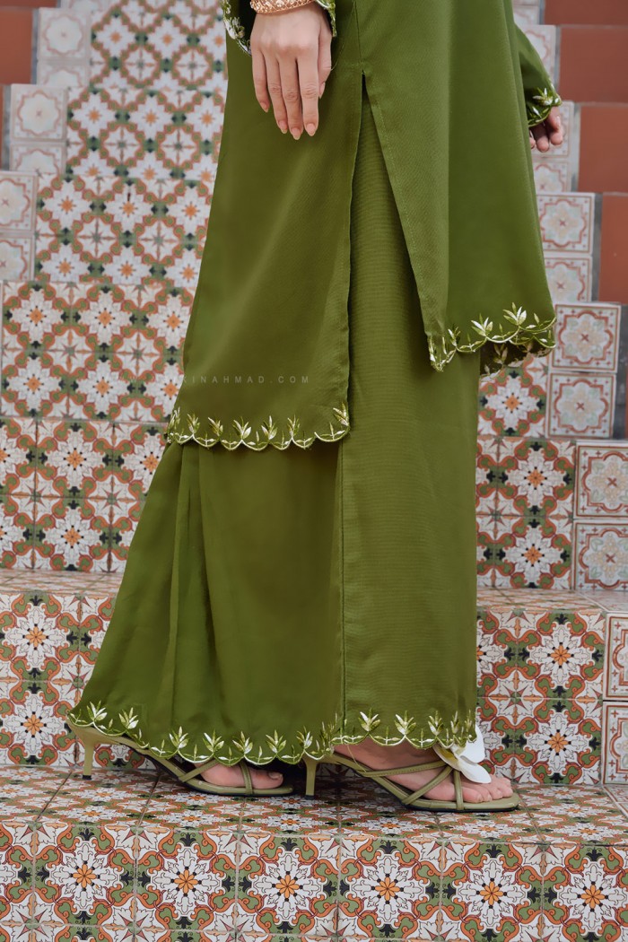 LINEN LAILA KURUNG IN MATCHA GREEN