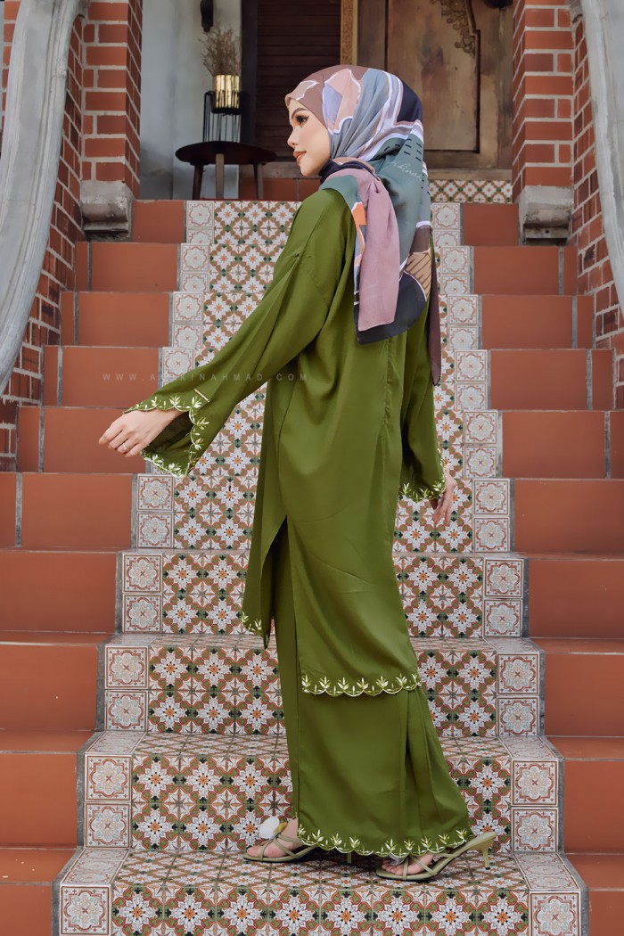 LINEN LAILA KURUNG IN MATCHA GREEN