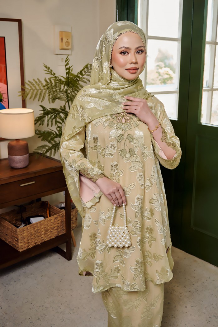 MARIANI KURUNG IN SAGE GREEN