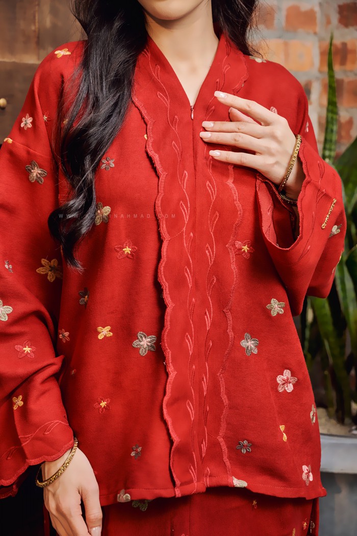 MEKAR MANIS KEBAYA (MMK-D2) in HOT RED