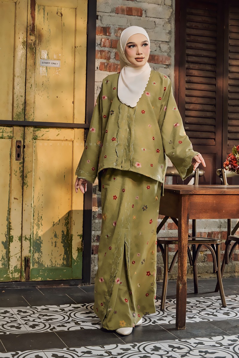 MEKAR MANIS KEBAYA (MMK-D2) in PEAR GREEN