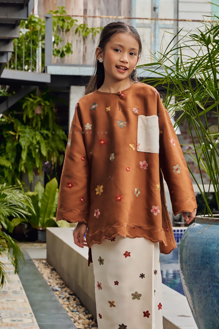 MEKAR SURI KIDS (MSSK-D2) in CARAMEL BROWN