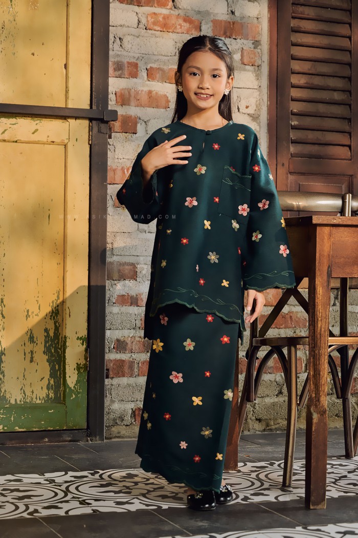 MEKAR SURI KIDS (MSSK-D2) in EMERALD