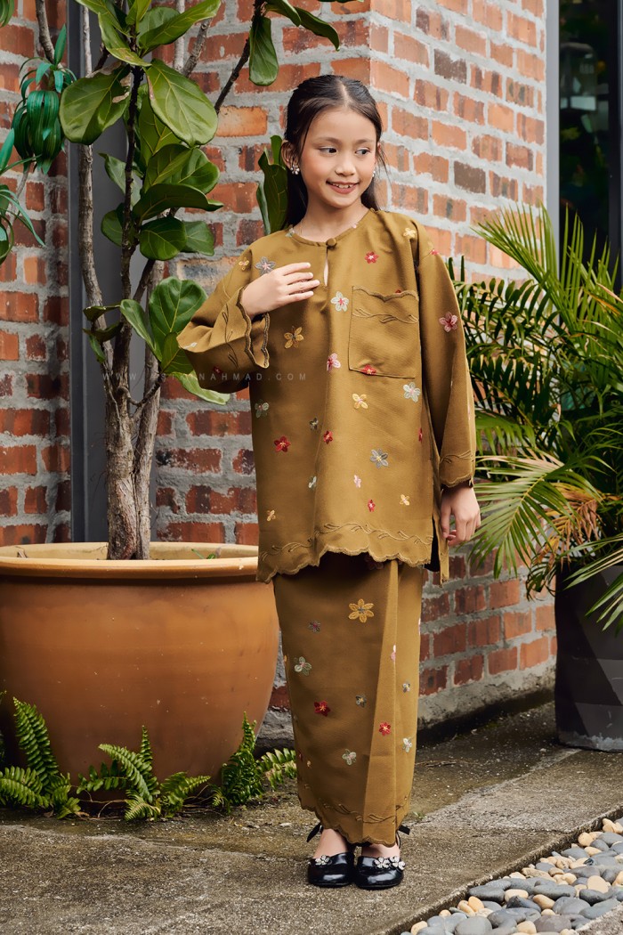 MEKAR SURI KIDS (MSSK-D2) in OLIVE