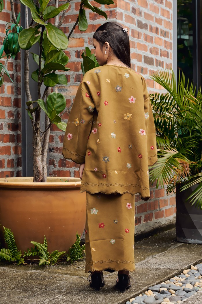 MEKAR SURI KIDS (MSSK-D2) in OLIVE