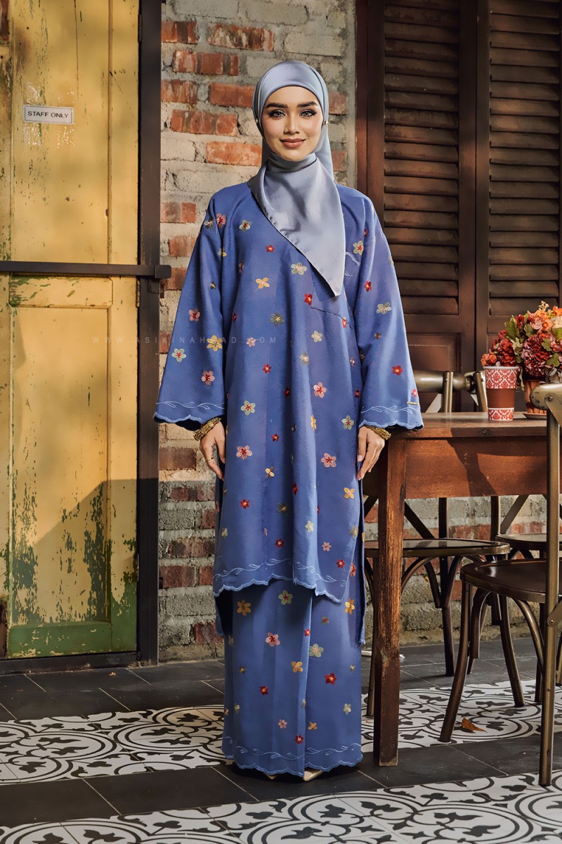 MEKAR SURI KURUNG (MSK-D2) in ASH BLUE