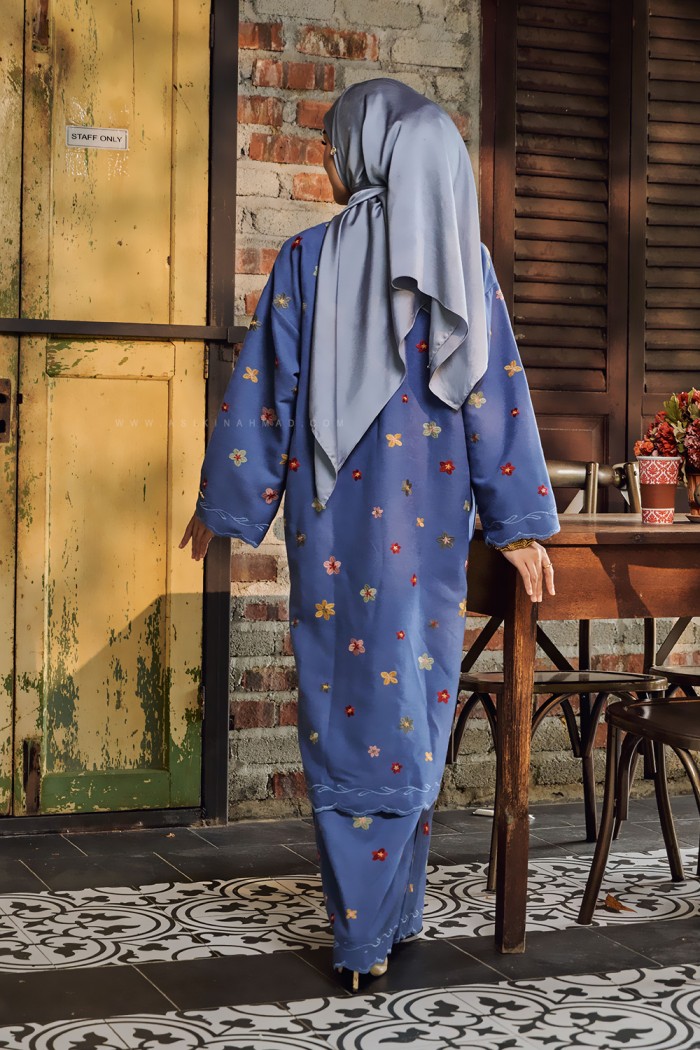 MEKAR SURI KURUNG (MSK-D2) in ASH BLUE