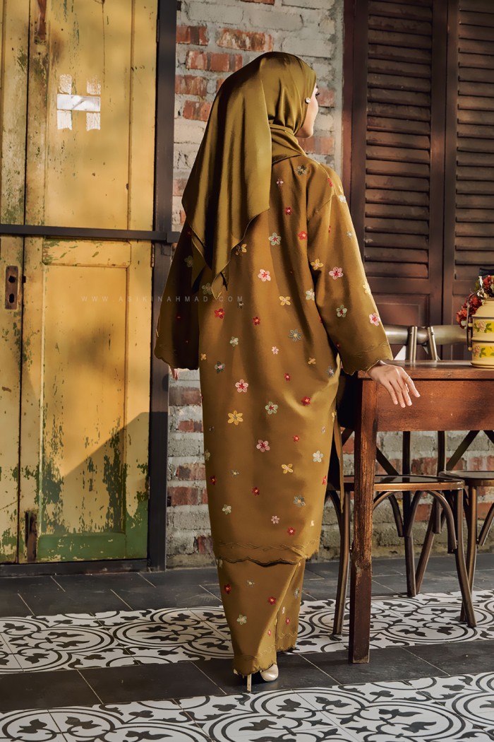 MEKAR SURI KURUNG (MSK-D2) in OLIVE