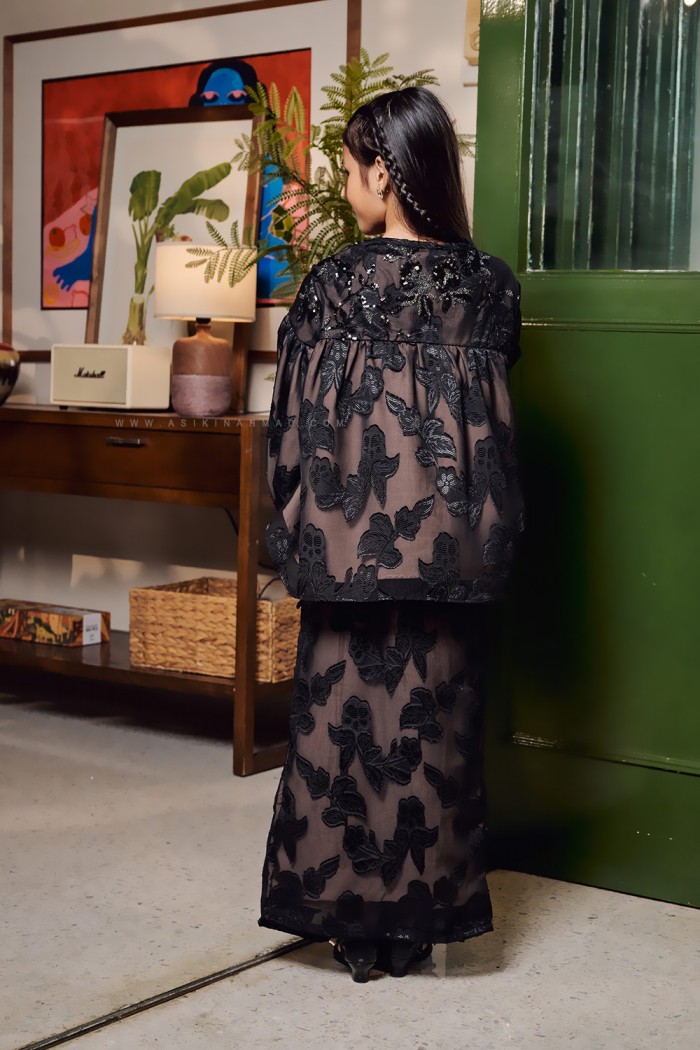 NING AYU KURUNG KIDS IN BLACK