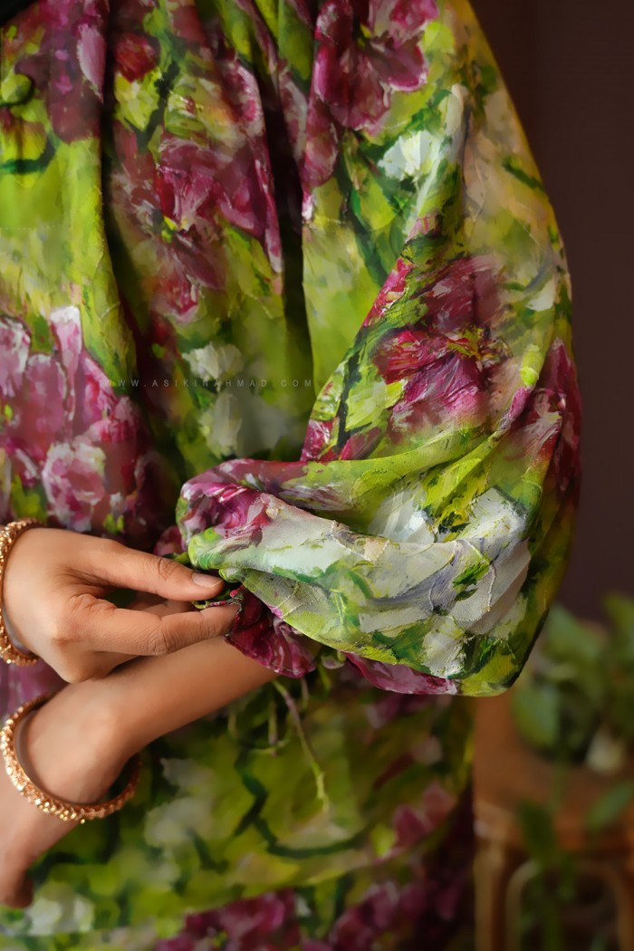 ORKID PRINTED KURUNG IN MATCHA STRAWBERRY (BATCH 2)