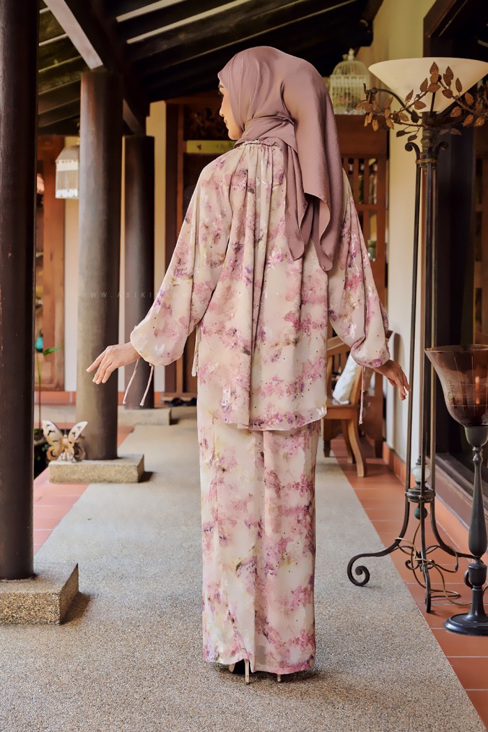 ORKID PRINTED KURUNG IN PINK CREAM (BATCH 2)