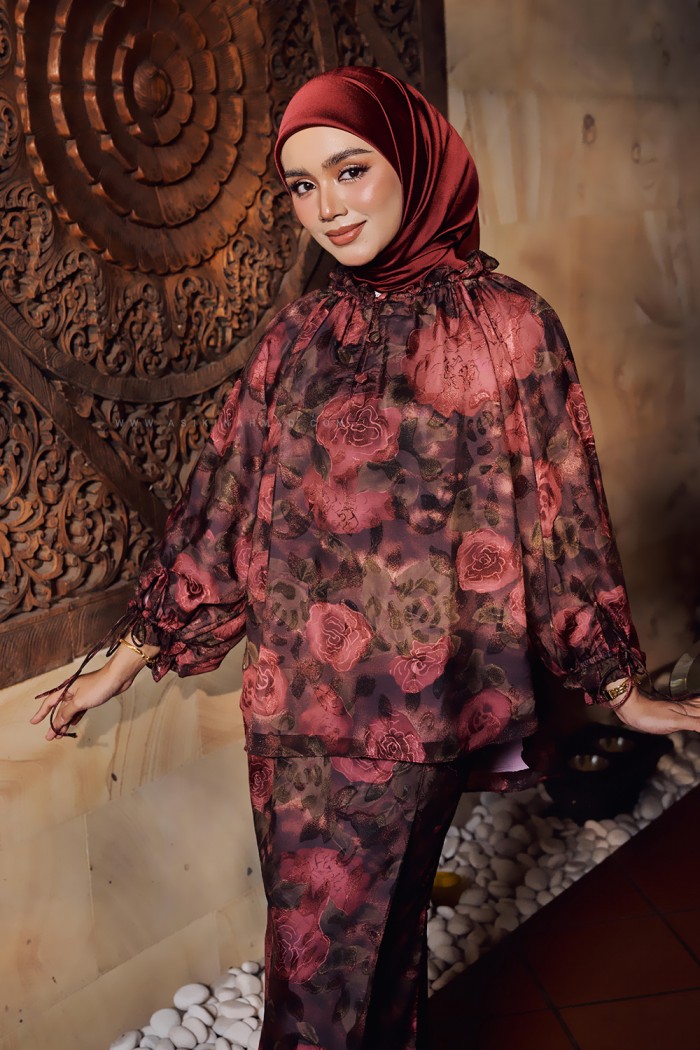 ORKID PRINTED KURUNG IN RED BLACK (BATCH 2)