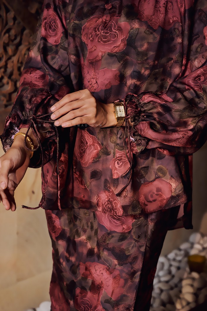 ORKID PRINTED KURUNG IN RED BLACK (BATCH 2)