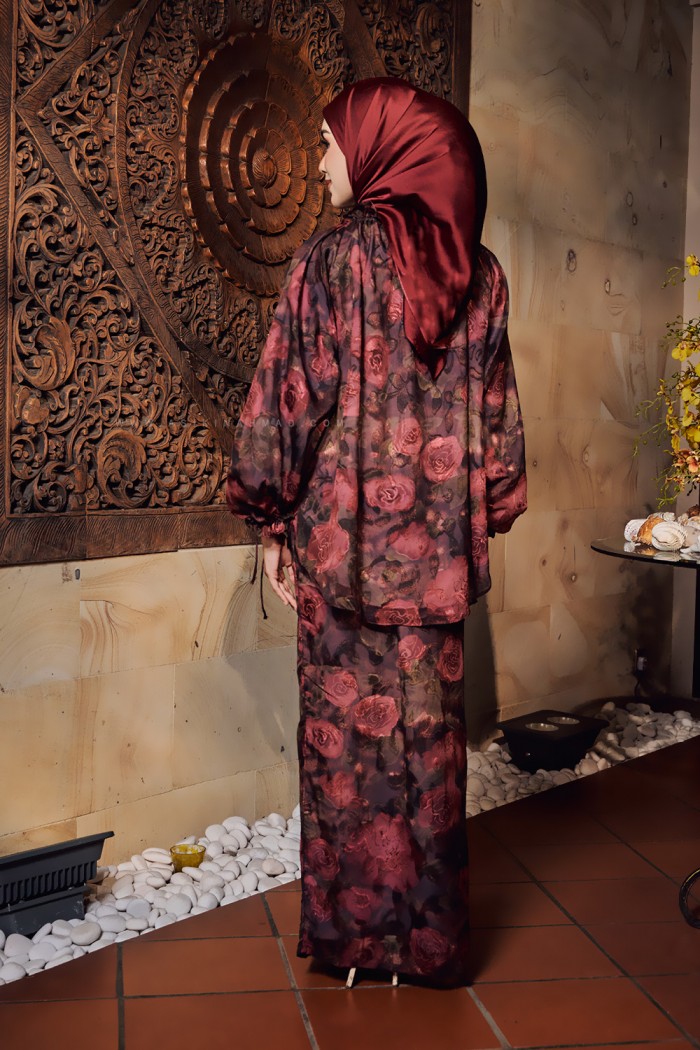 ORKID PRINTED KURUNG IN RED BLACK (BATCH 2)