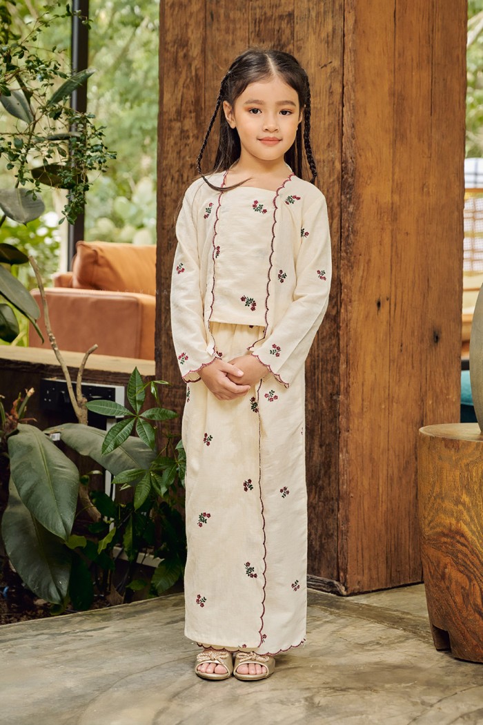 RAESA KEBAYA KIDS in WHITE PURPLE