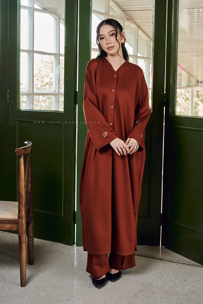 RONA DRESS IN BRICK ORANGE