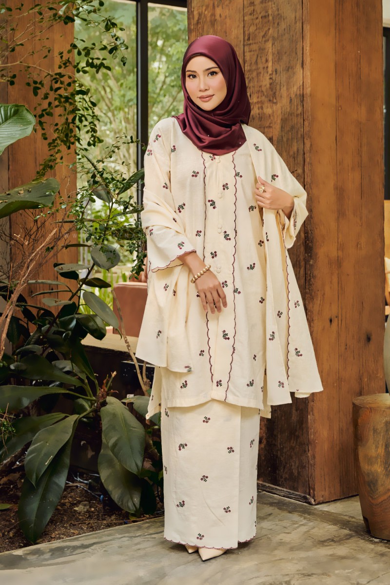 SARIMAH KURUNG SULAM in WHITE PURPLE