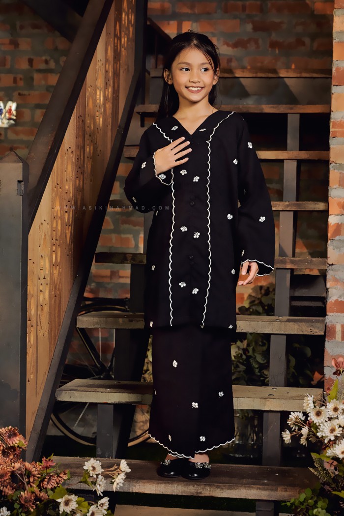 SARIMAH SULAM KURUNG KIDS in DEEP BLACK