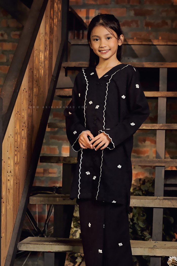 SARIMAH SULAM KURUNG KIDS in DEEP BLACK