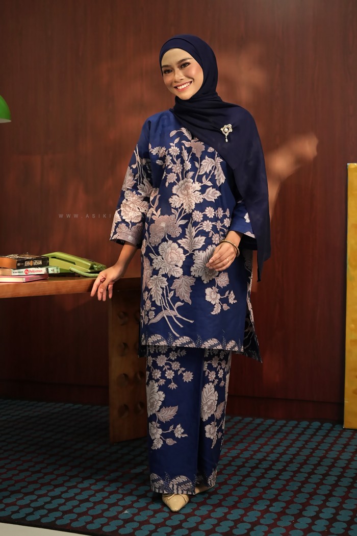 SENJA AYU KURUNG (SA002)