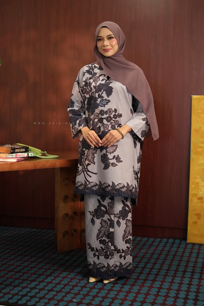 SENJA AYU KURUNG (SA003)