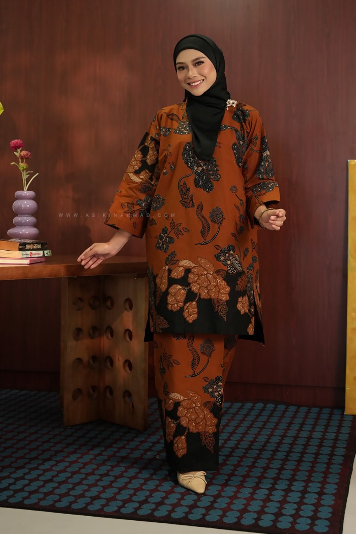 SENJA AYU KURUNG (SA005)
