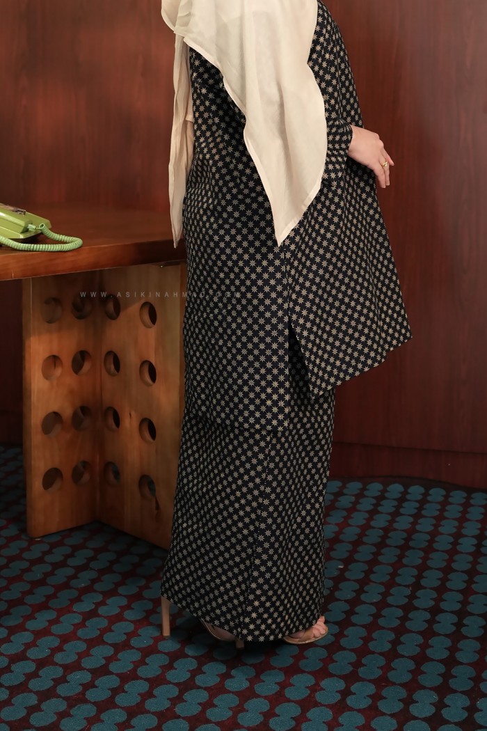 SENJA AYU KURUNG (SA008)