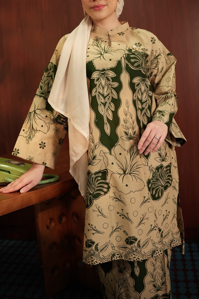 SENJA AYU KURUNG (SA011)